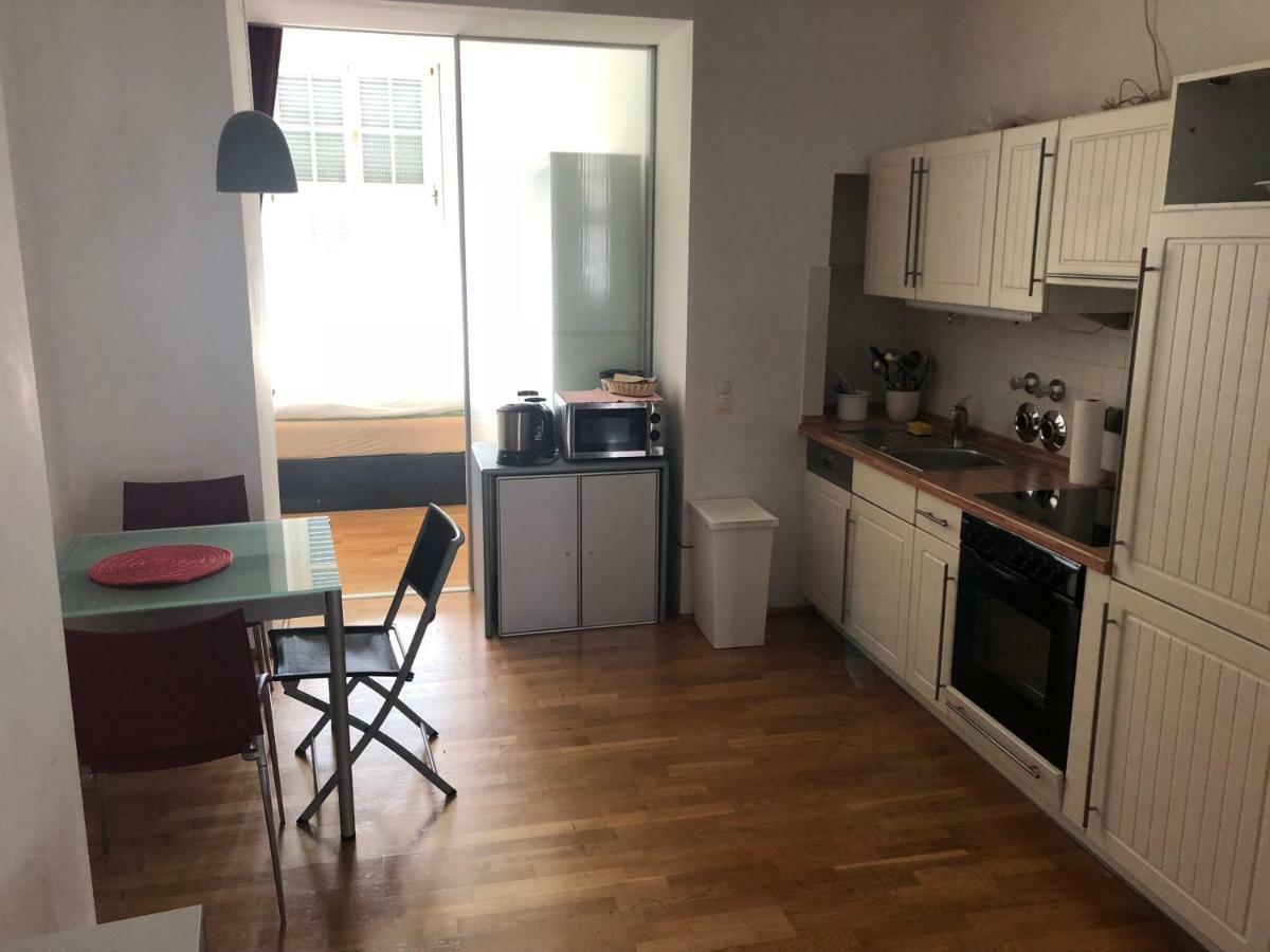 Ferienwohnung Mitten In 威斯巴登 外观 照片